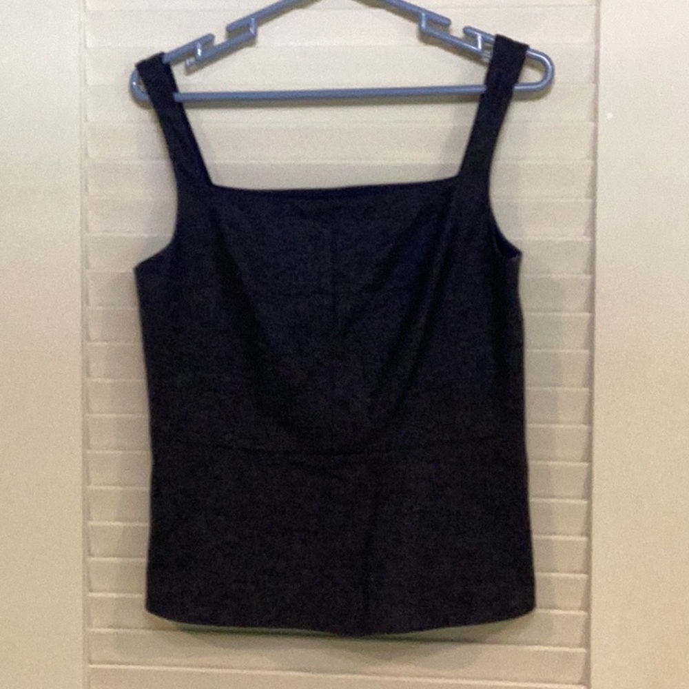 Women's Tank Shell Top. Dark gray. SZ 8. Banana Republic